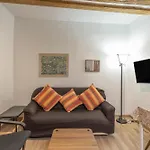 בית כפרי Mayor 10 *