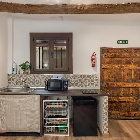 בית כפרי Mayor 10 *